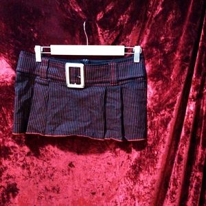 ❇️Serious Los Angeles Belted Stripe Mini Skirt❇️
